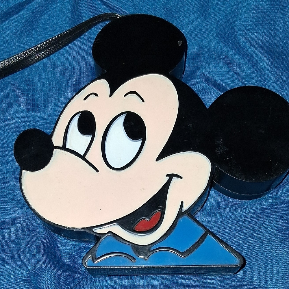 Vintage Mickey Mouse AM Portable Radio
